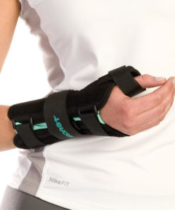aircast-a2-wrist-brace-with-thumb-spica